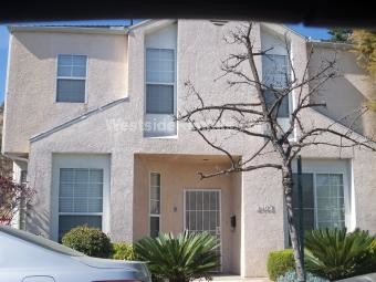 Primary Photo - 2463 Barry Ave