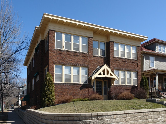 Photo - 1899 Selby Avenue Apartments