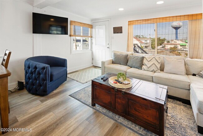 Foto del edificio - 13302 Long Beach Blvd