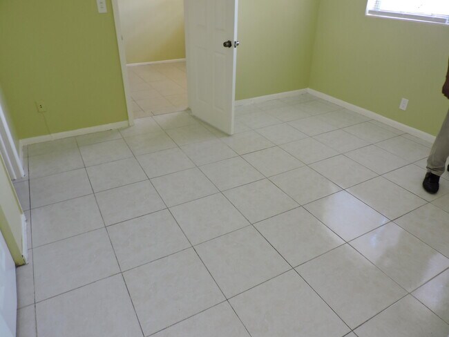 Foto del edificio - 251 W 18th St