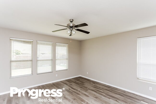 Building Photo - 14136 Rabbit Brush Ln