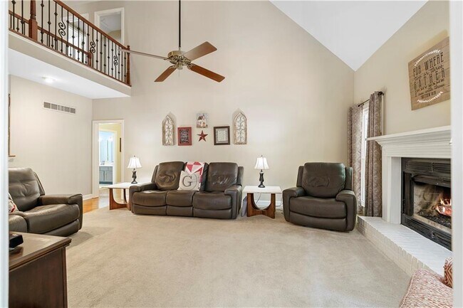 Building Photo - 3294 Brackenridge Trail NW