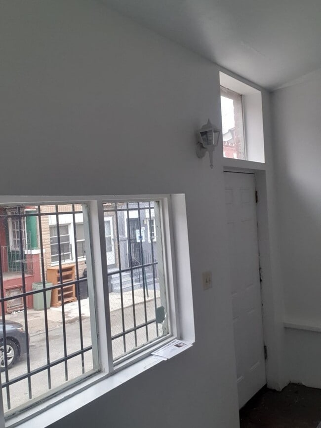 Photo - 3 bedroom/ 2 bath - home located in South West Philly