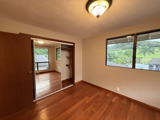 Foto del edificio - 47-495-495 Hui Aeko Pl