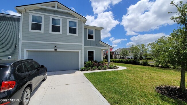 Building Photo - 693 Chandler Dr