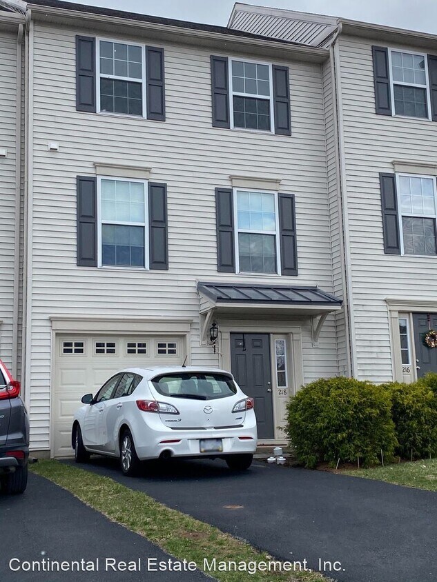 Primary Photo - 3 br, 2.5 bath House - 218 Amberleigh Lane