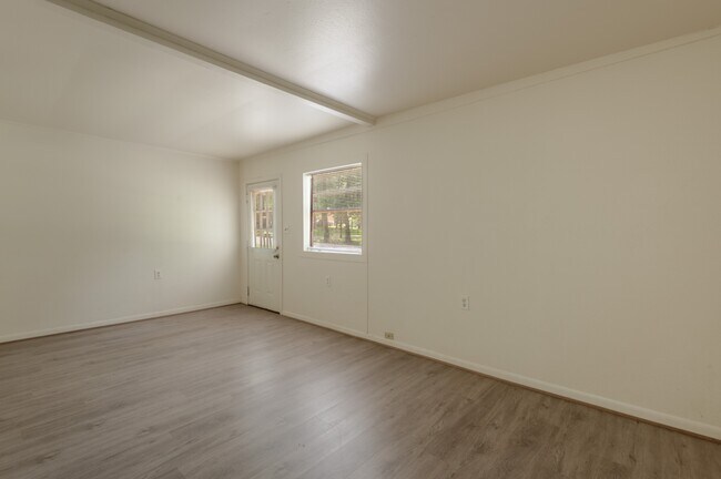 Foto del edificio - 712 Cline St