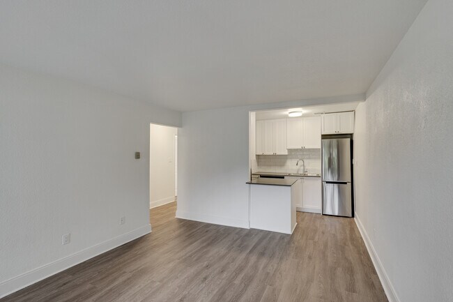 Photo du bâtiment - Green Acre Apartments