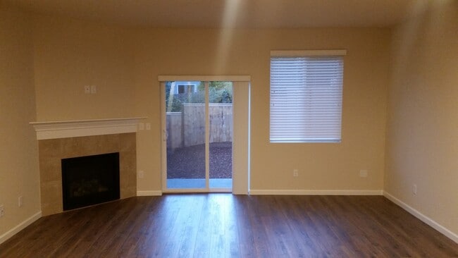 Building Photo - 12817 SE 155th Ave