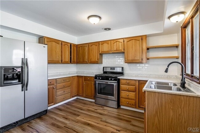 Building Photo - 101 Terrace Cir