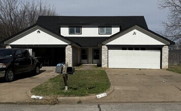 Building Photo - 7707 Sable Ln