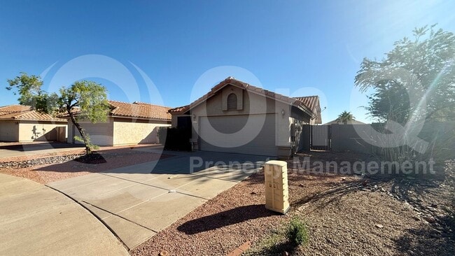 Building Photo - 14629 S 43rd Pl