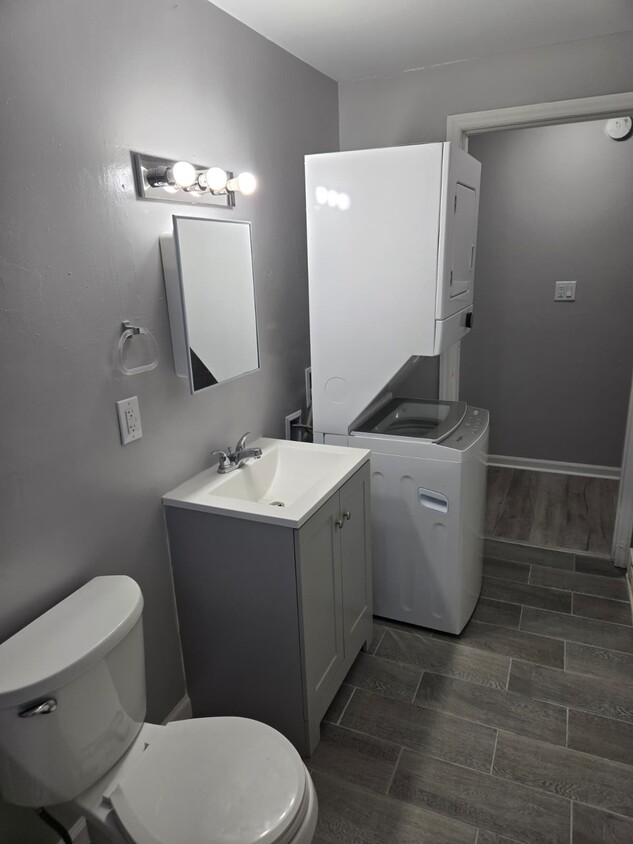 Photo - 1219 Ruddell Rd (Vinton, VA)