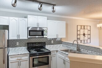 Interior Photo - 1322 North Apartments