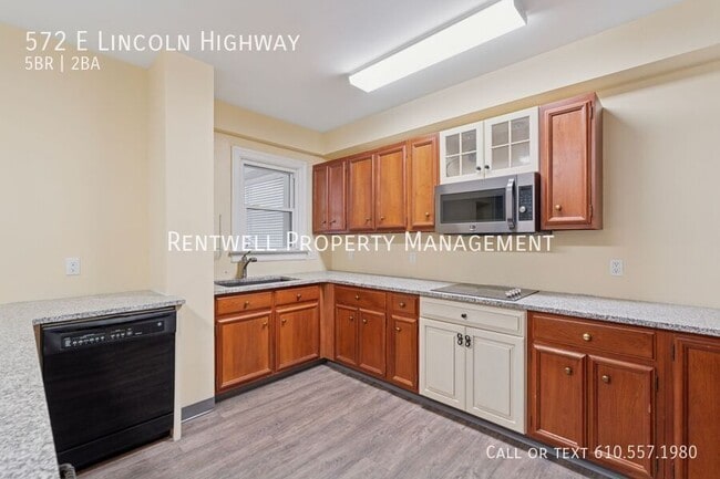 Foto del edificio - 572 Lincoln Hwy E