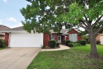 Building Photo - 2767 Crystal Glenn Cir