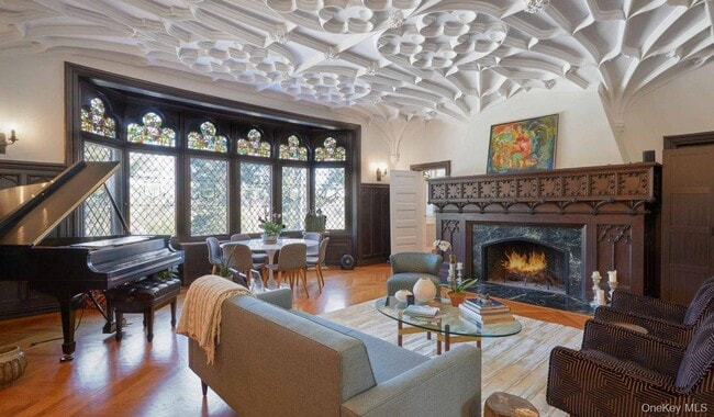 Building Photo - 61 Crows Nest Rd