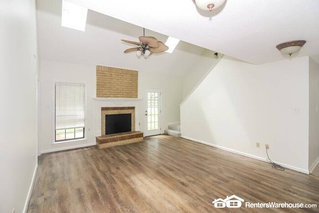 Foto del edificio - Beautiful 2 Story Collierville Home