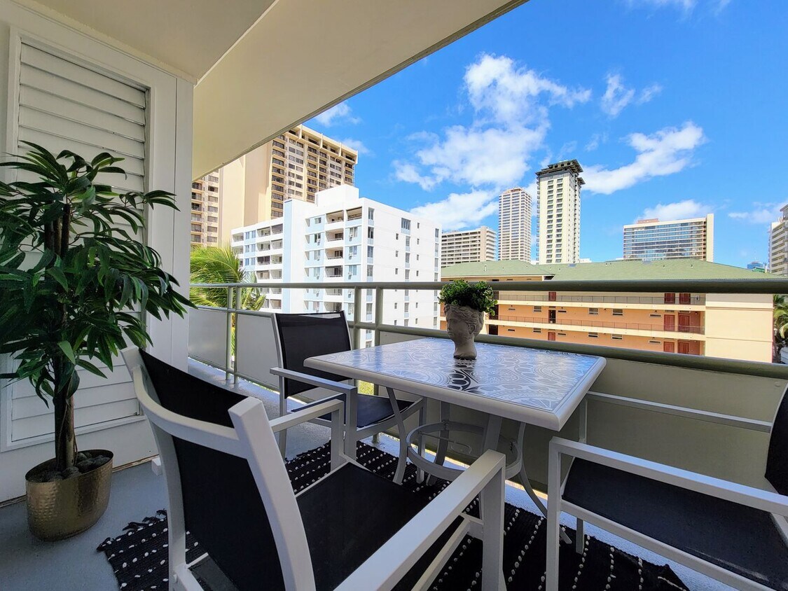 AVAILIBLE NOW | One Bedroom, One Bathroom ... - AVAILIBLE NOW | One Bedroom, One Bathroom ...