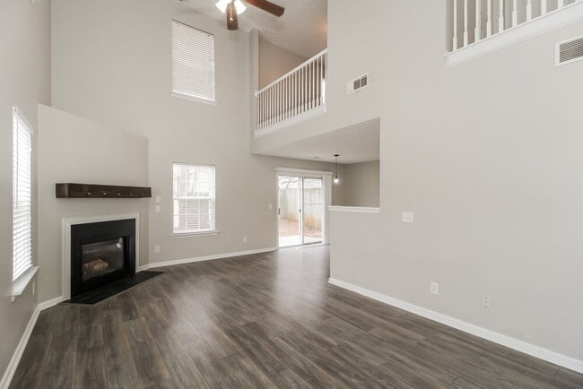 Building Photo - 118 Nacoochee Way