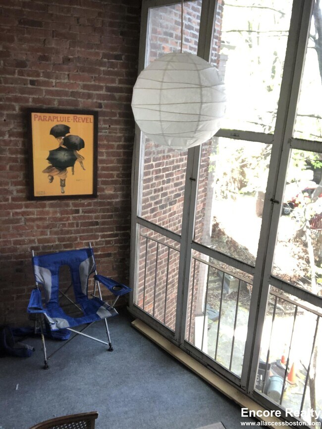 Foto del edificio - 97 Sewall Ave