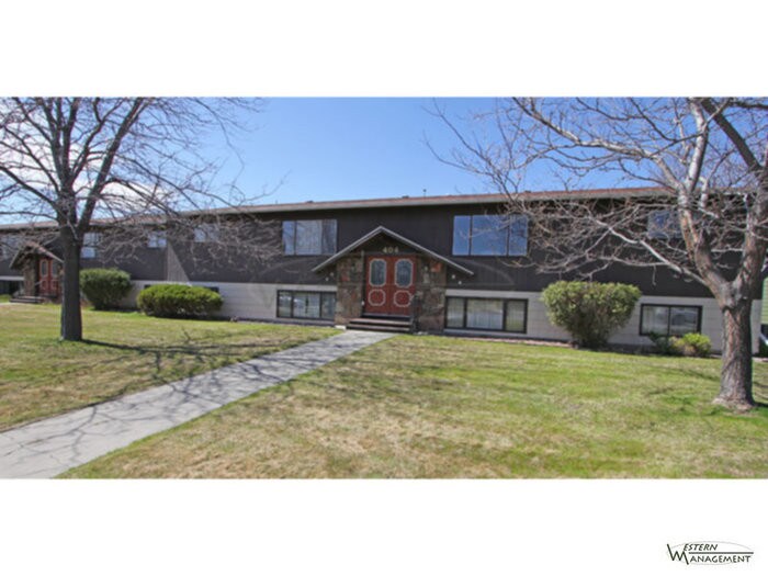 Primary Photo - 404 Mervin St