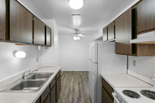 Interior Photo - Pinckney Apartments (MISI Properties LLC)