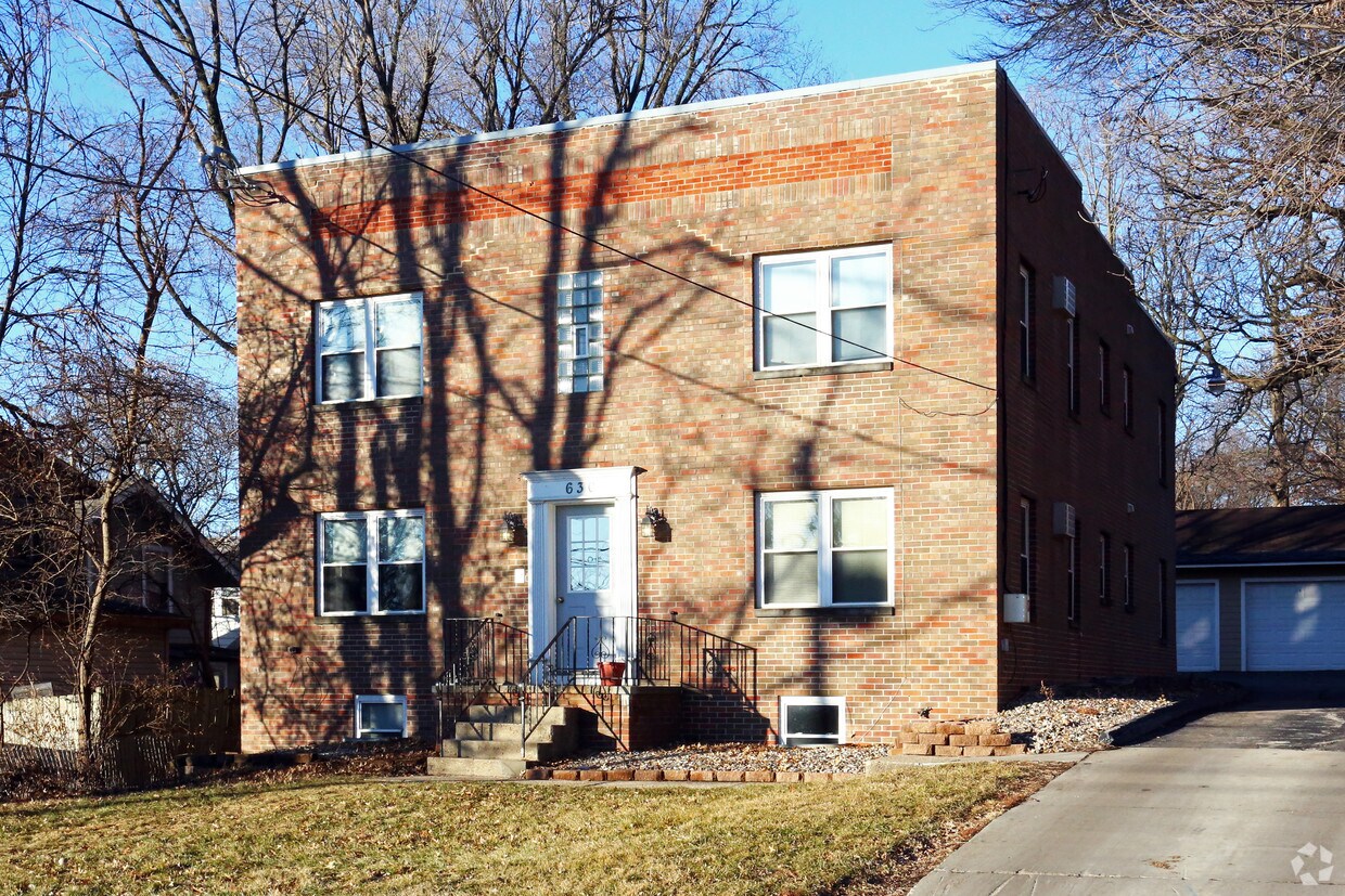 Building Photo - 630-636 22nd St