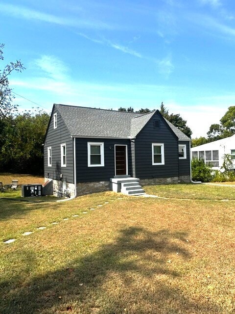 Building Photo - 2911 Dobbs Ave
