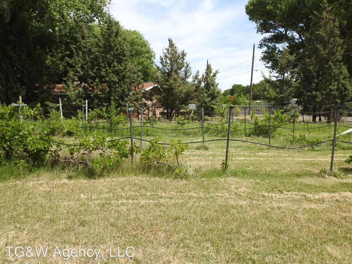 Building Photo - 3 br, 2 bath House - 3007 El Corto SW