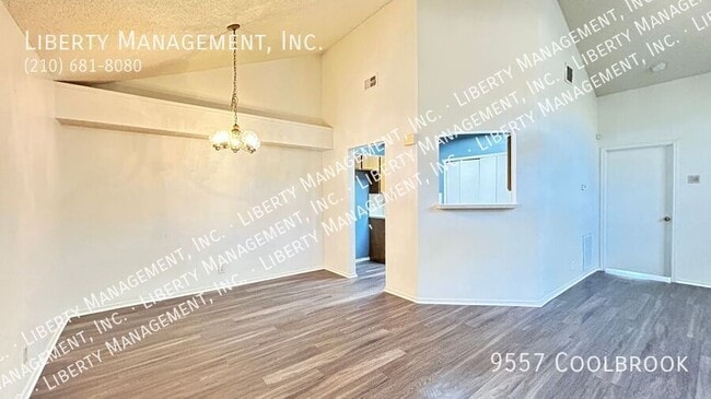 Foto del edificio - 9557 Coolbrook-