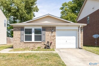 Building Photo - 163 Sedgewick Dr