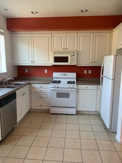 Kitchen - 493 Washington Blvd