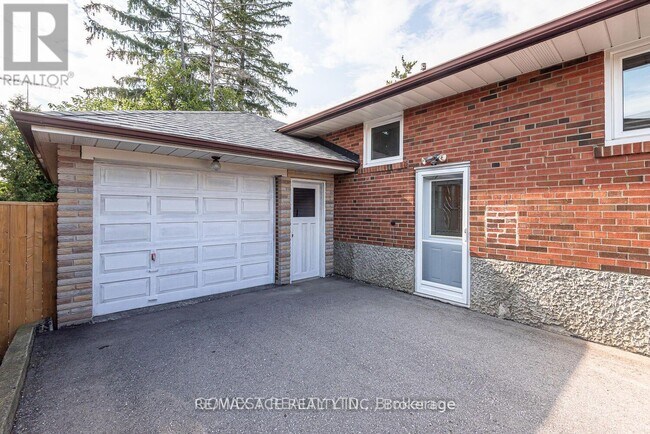 Photo du bâtiment - 12 Richome Ct