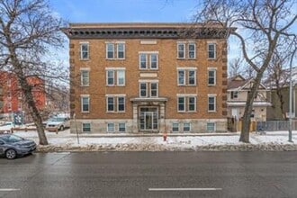 Building Photo - 677 Maryland St