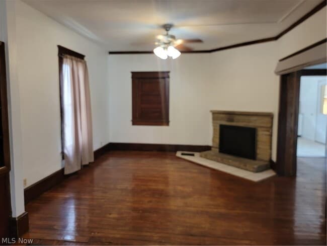 Building Photo - 409 N 4th St