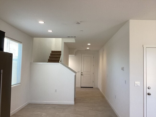 Building Photo - Welcome To The Riverstone Resort Community!!!