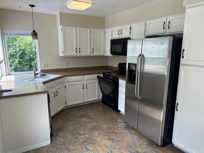 Foto del edificio - 6702 W 81st Ave