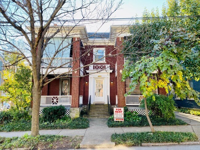 Foto del edificio - 270 Lexington Ave