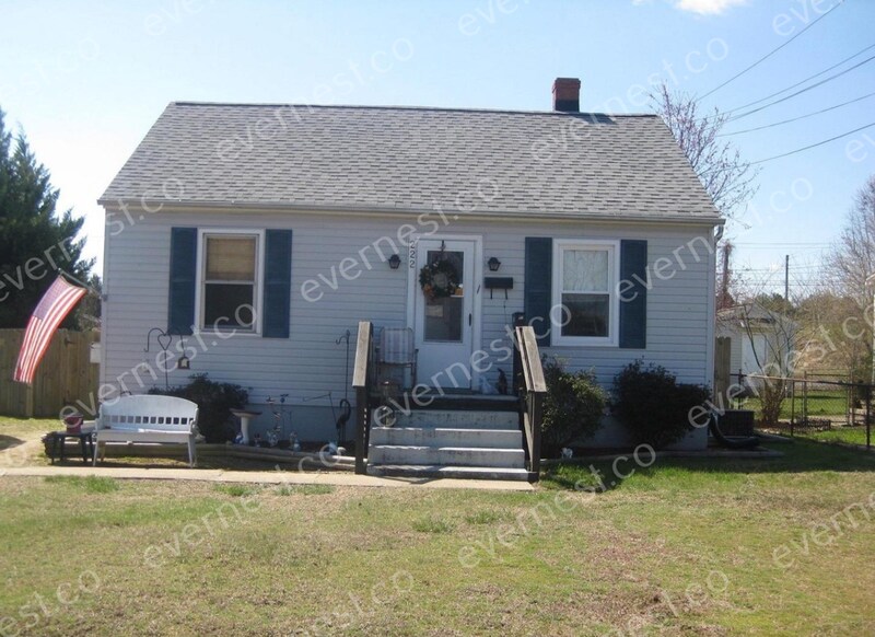 Primary Photo - 222 Marion St