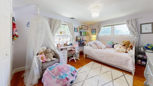 Foto del edificio - 334 Mystic St