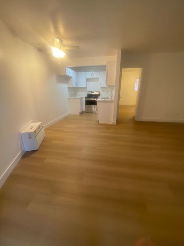 Photo - 444 E Rowland St Apartment