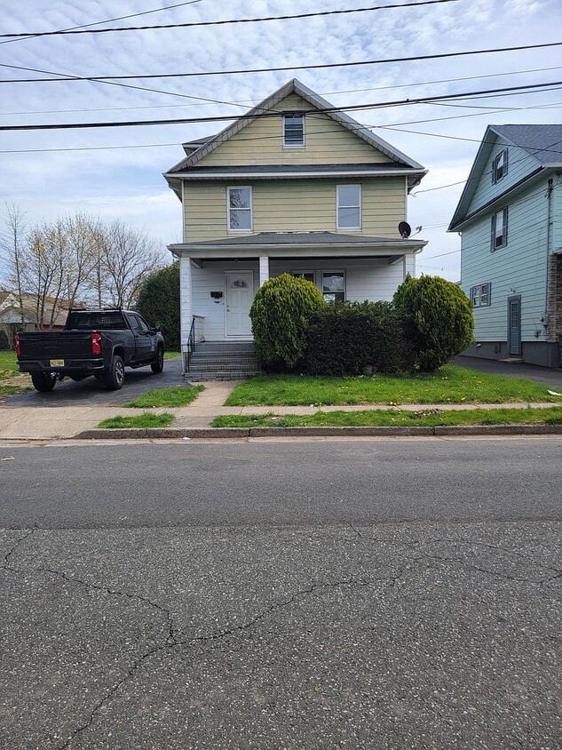 Foto principal - 250 N 2nd Ave