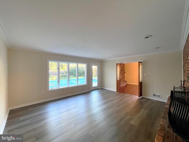 Foto del edificio - 11717 Rivershore Dr