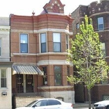 Building Photo - 4143 N Ashland Ave