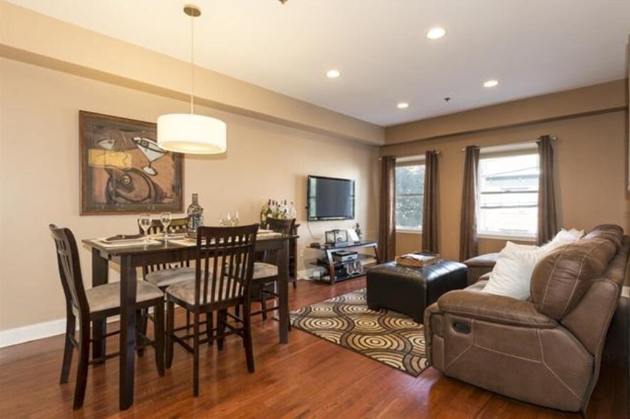 Foto principal - 609 Jefferson St