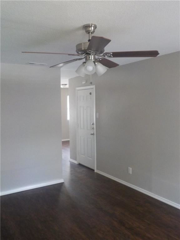Building Photo - 13206 Twin Oaks Dr