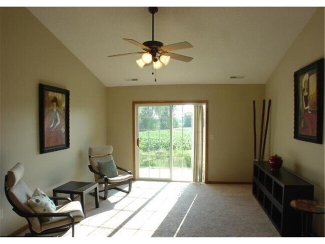 Foto del edificio - 1415 Broadway St