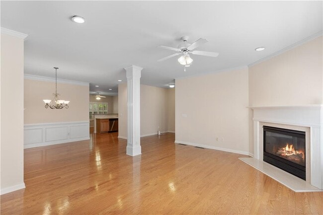 Building Photo - 1886 Greystone Oaks Way