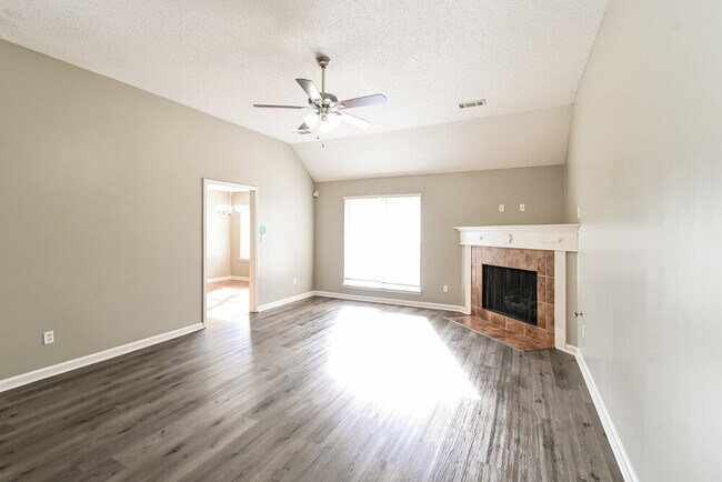 Foto del edificio - 85 Whispering Ridge Cove